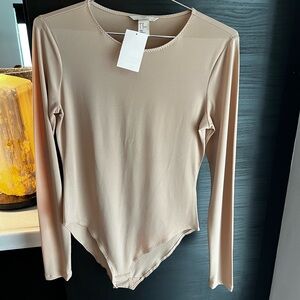 H&M Beige Long Sleeve Bodysuit